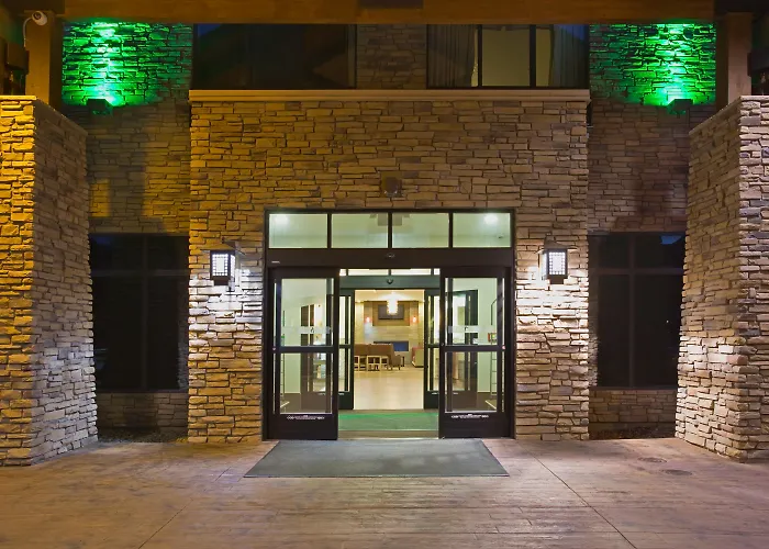 Hotels with pool Holiday Inn & Suites Durango Downtown By Ihg
